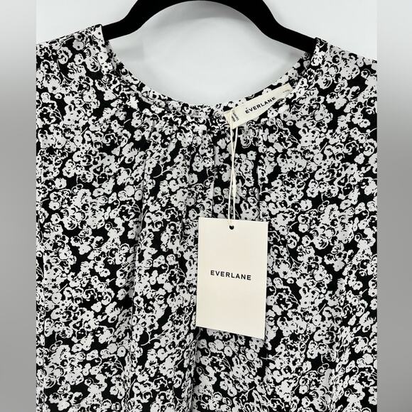 🆕 NWT Everlane The Gathered Neck Top Blouse Floral Flower Capped Sleeve Sz XXS - Picture 12 of 16